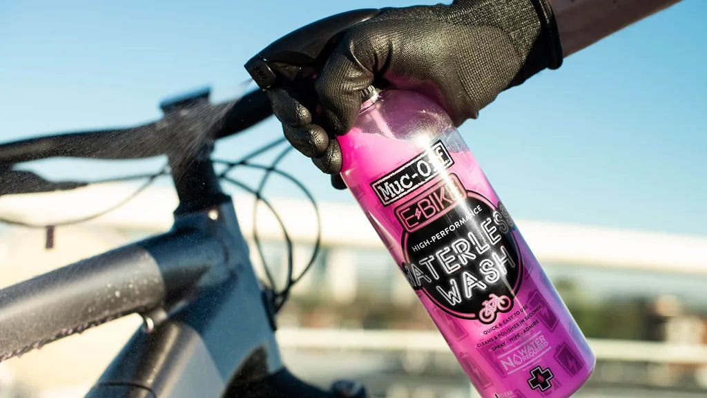MUC-OFF HIGH PERFORMANCE WATERLESS WASH 750ML