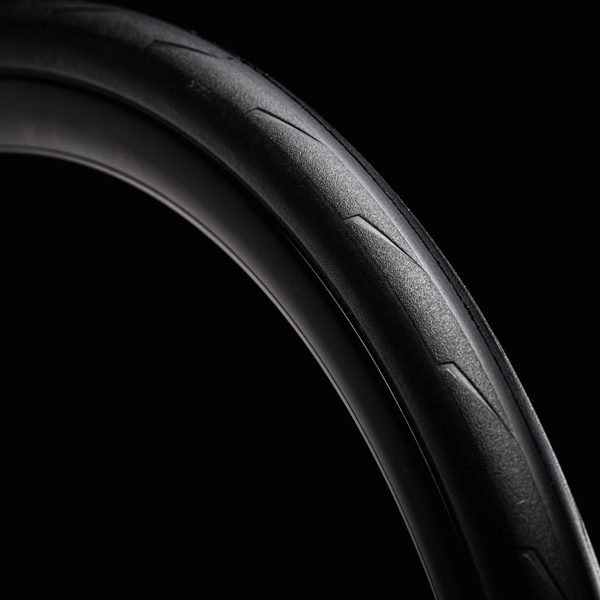 GOODYEAR EAGLE 700X28C CLINCHER TIRE