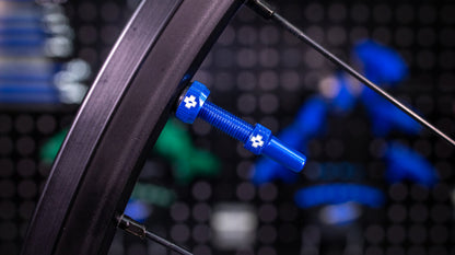 MUC-OFF TUBELESS VALVES V2