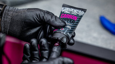 MUC-OFF CARBON GRIPPER 75G