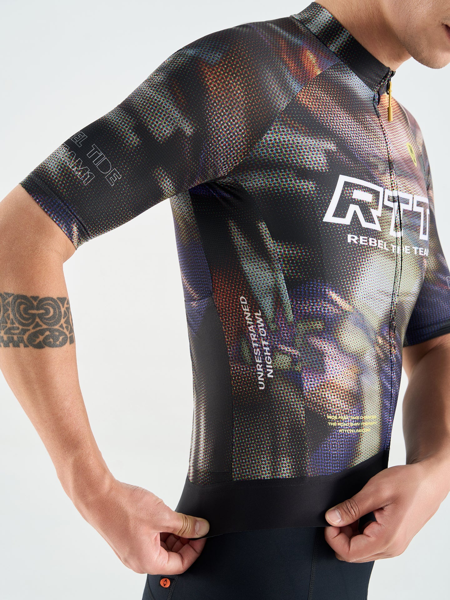 RTT UNISEX SHORT SLEEVE JERSEY